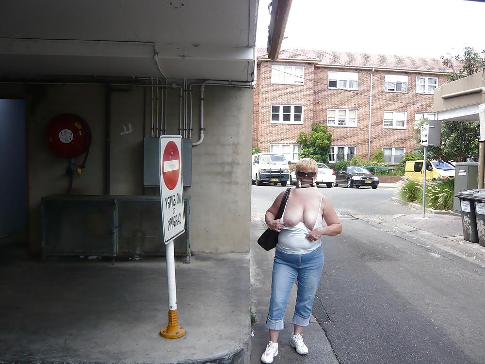 25P Flashing and outdoors 2