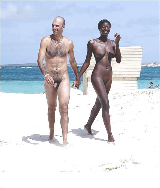20P Beach couples