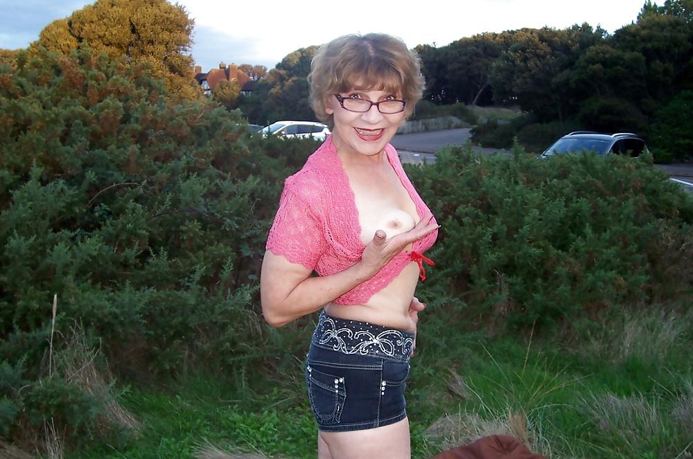 15P Sexy at 60 flashing her tits