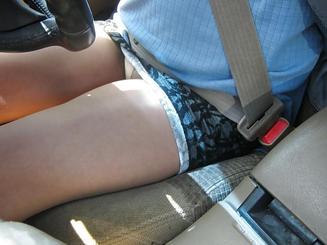 14P Flashing truckers and gas station attendants
