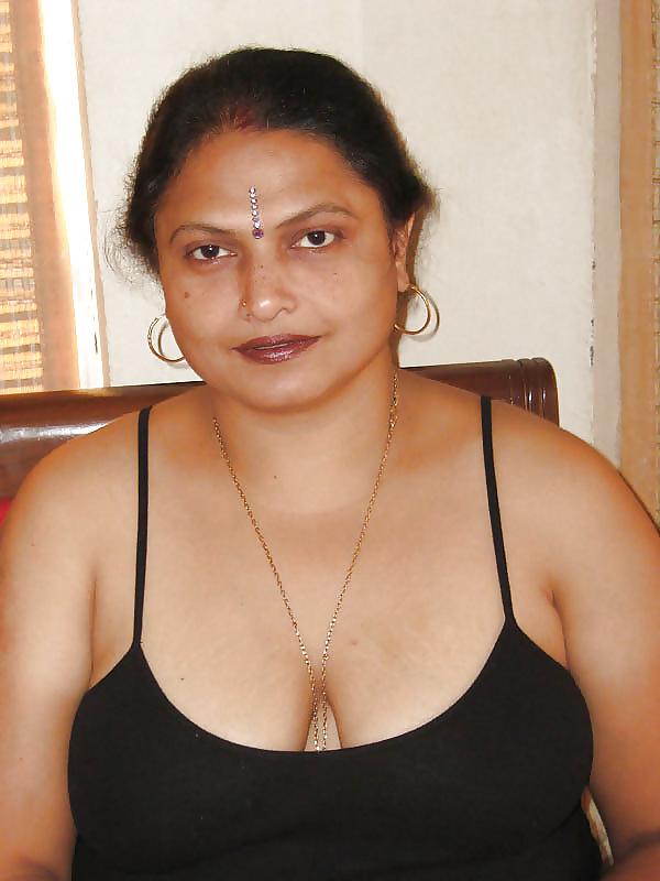 25P Shrimati aunty
