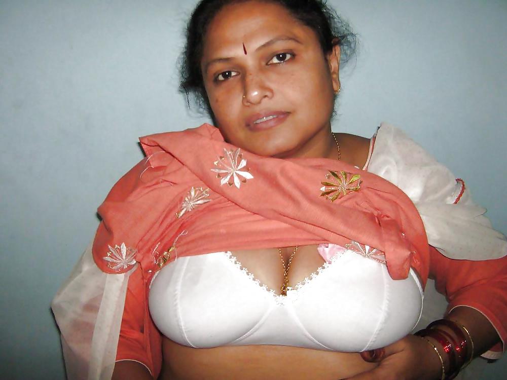 25P Shrimati aunty