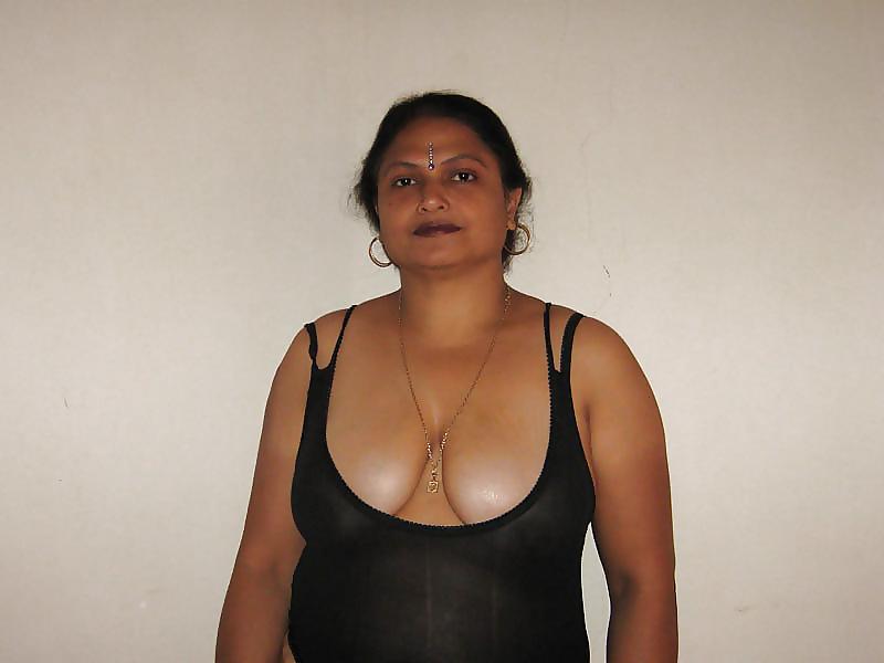 25P Shrimati aunty