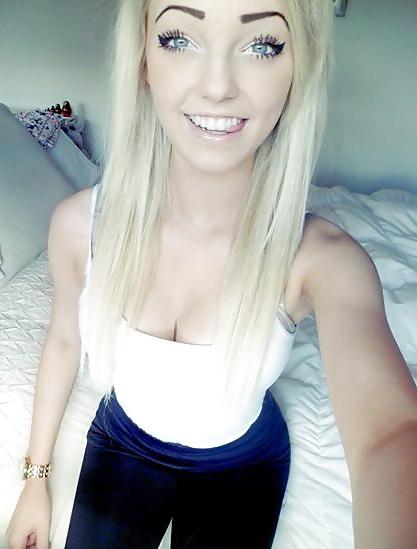 25P Teen Facebook Sluts for Cum Worship