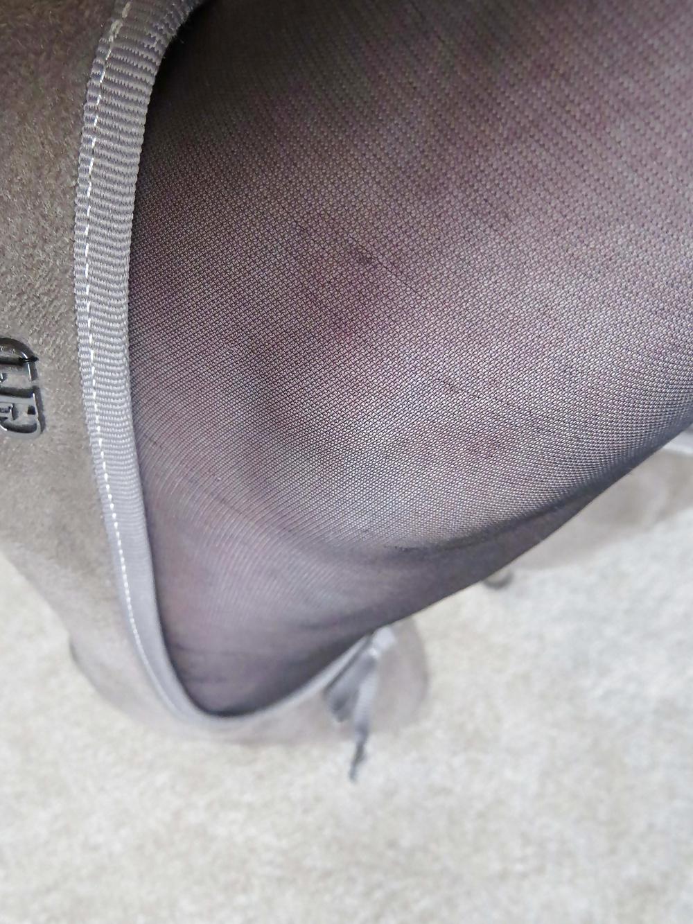 25P Black Nylons and Gray Graceland High Heels