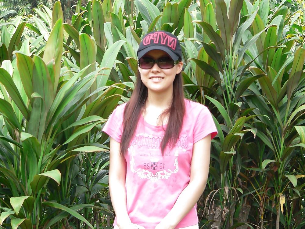 25P Married Woman Selfie 001