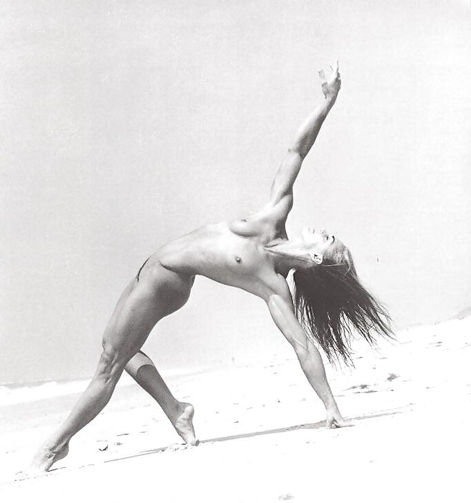17P Hard Body Fitness Girls