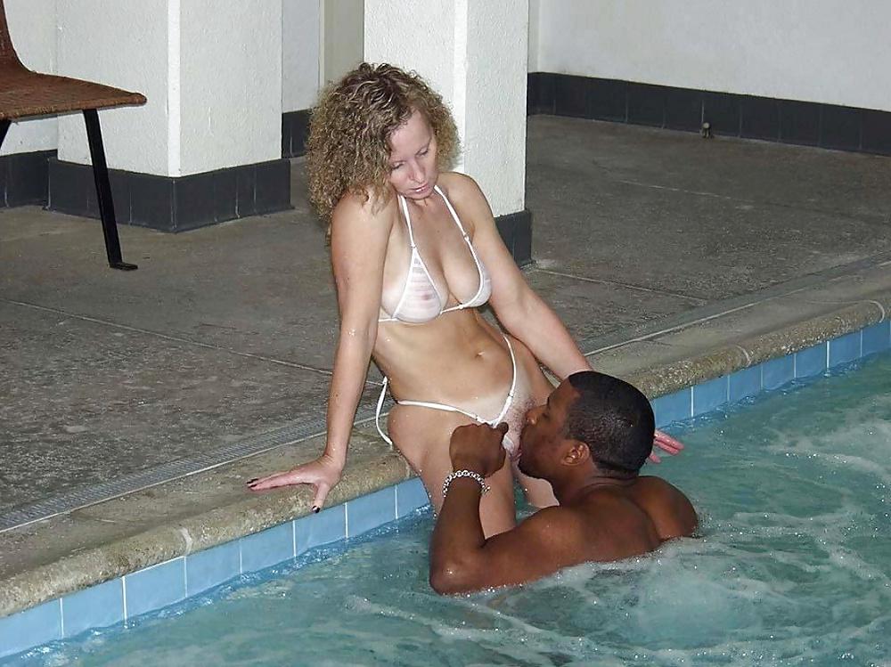 25P Slutty Wives on Vacation