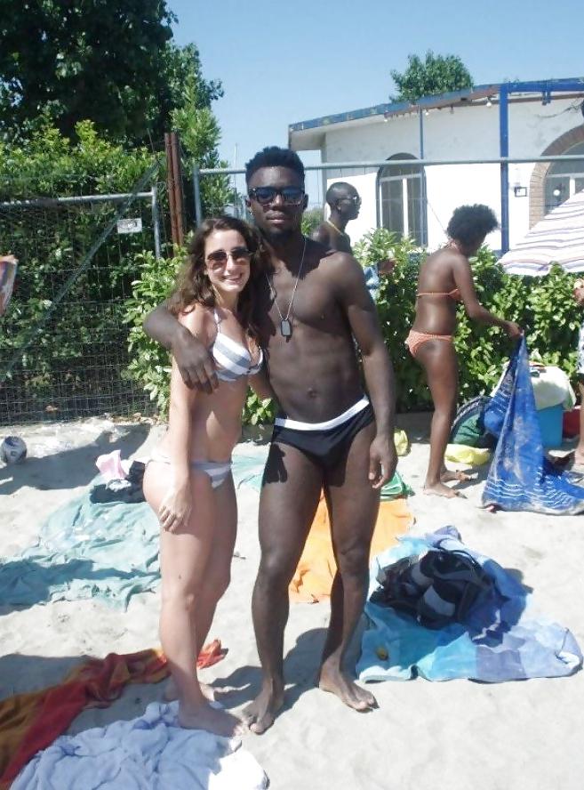 25P Slutty Wives on Vacation