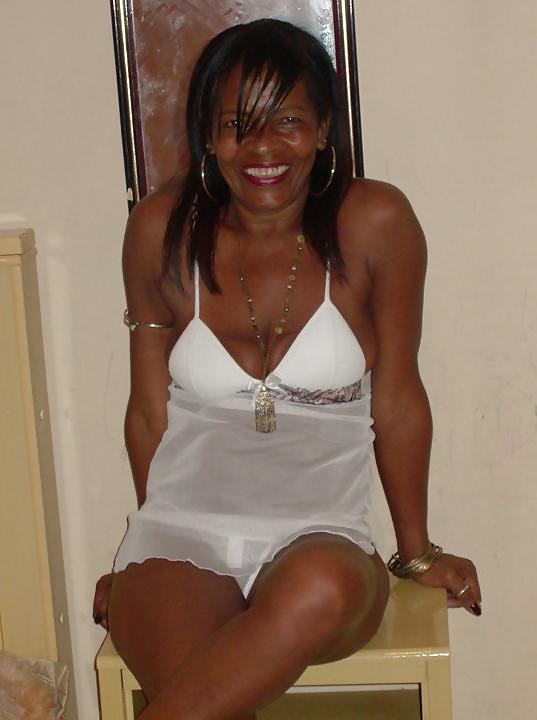 11P GROWN WOMAN EDITION VOL.157