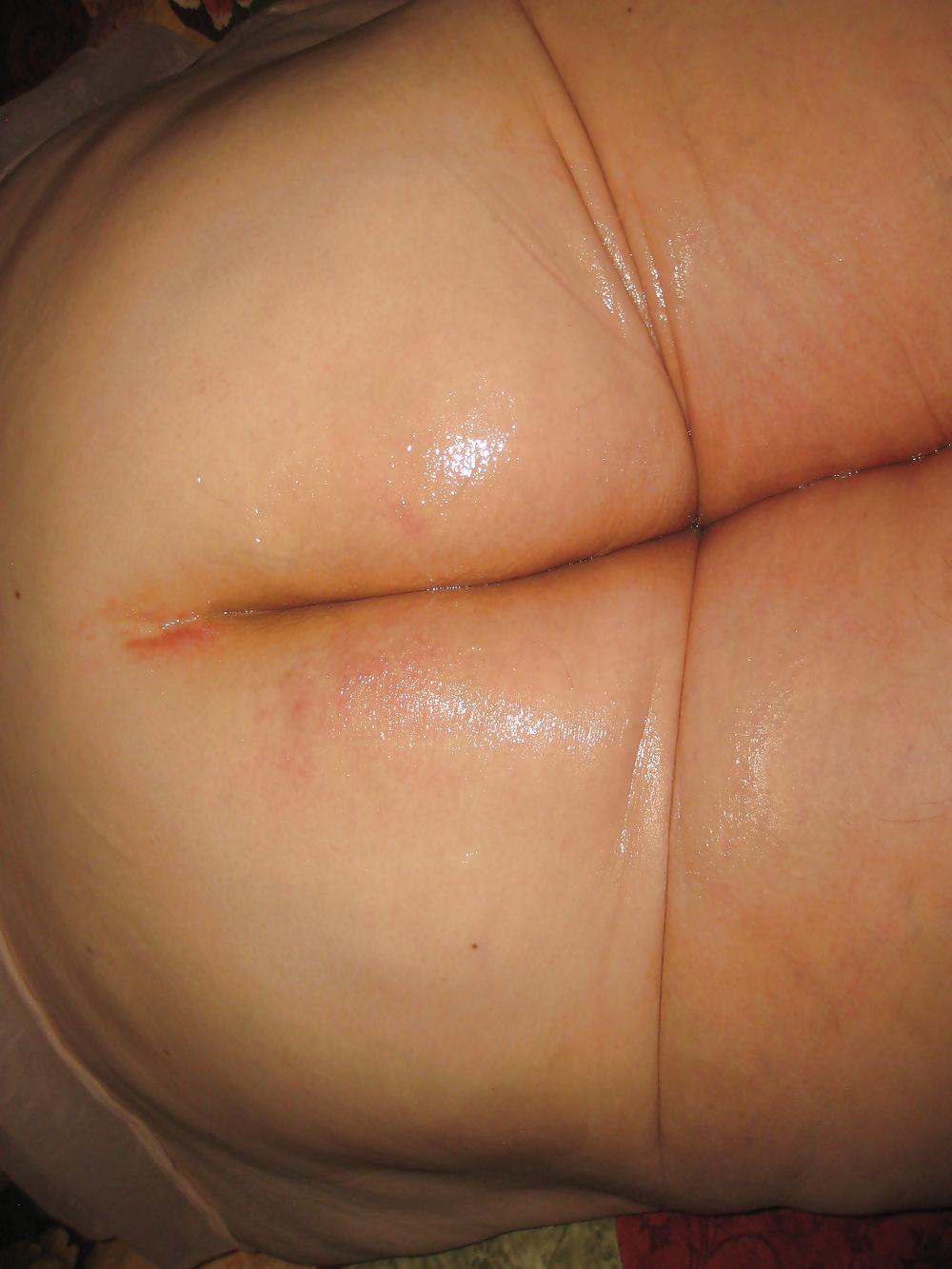5P Oiled up ass and ready 