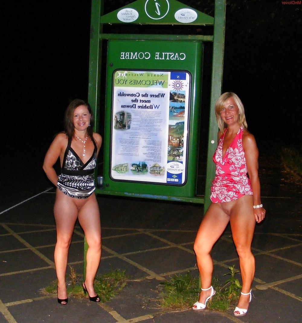 25P Uk sluts flashing