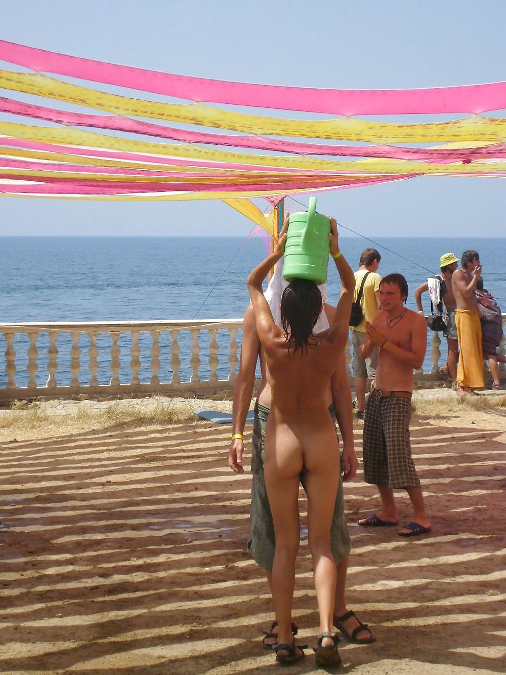 25P More Nudist Beach