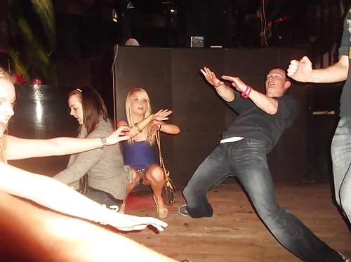 25P Upskirt, Flashing, candid images from girls and matures
