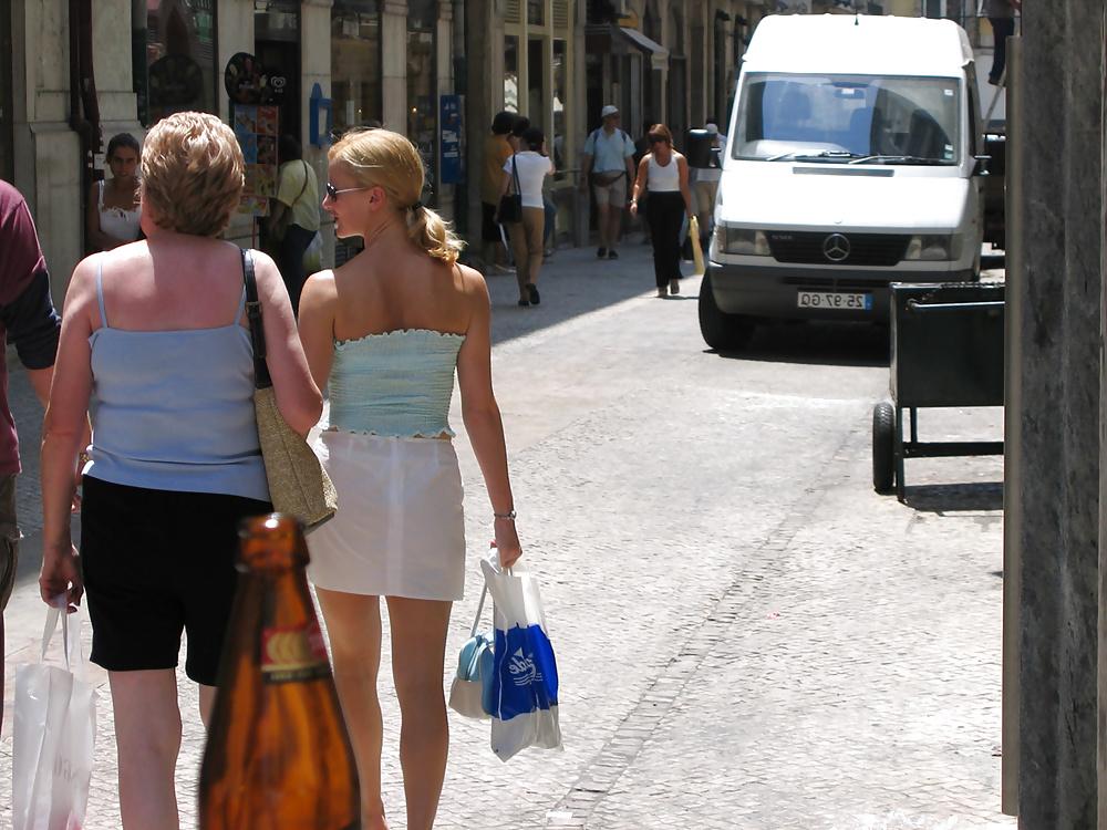25P Upskirt, Flashing, candid images from girls and matures