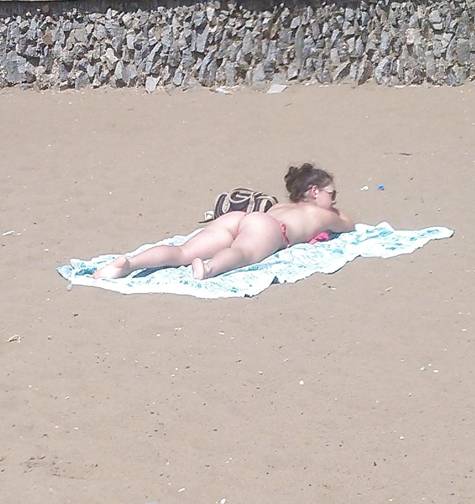 25P Summer Beach Ass 2