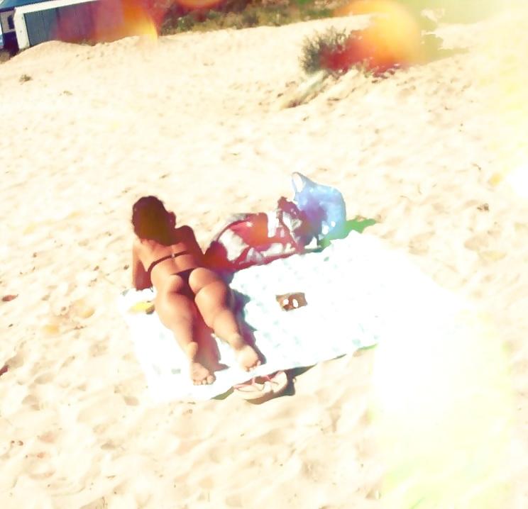 25P Summer Beach Ass 2