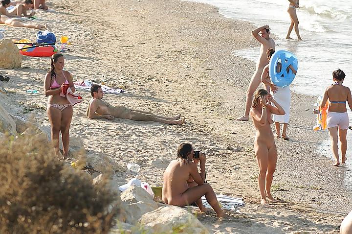 25P Girls at the beach