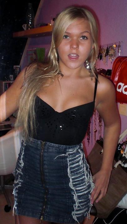 25P Blonde teen bitch slut bikini thong bww beach panties horny