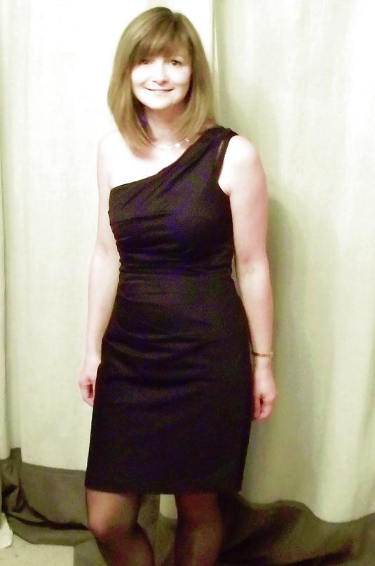 19P Sexy Mature woman