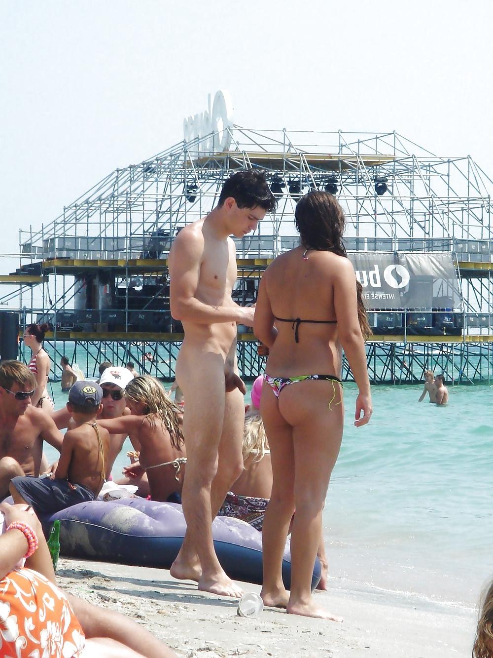 25P CFNM on the beach