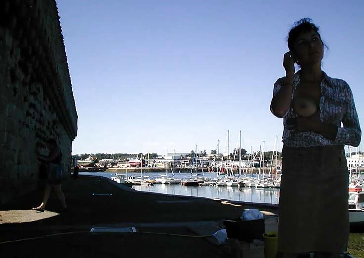 25P FRENCH NADINE flashing at Concarneau 2003 