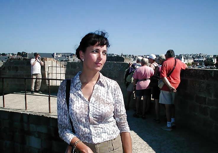 25P FRENCH NADINE flashing at Concarneau 2003 