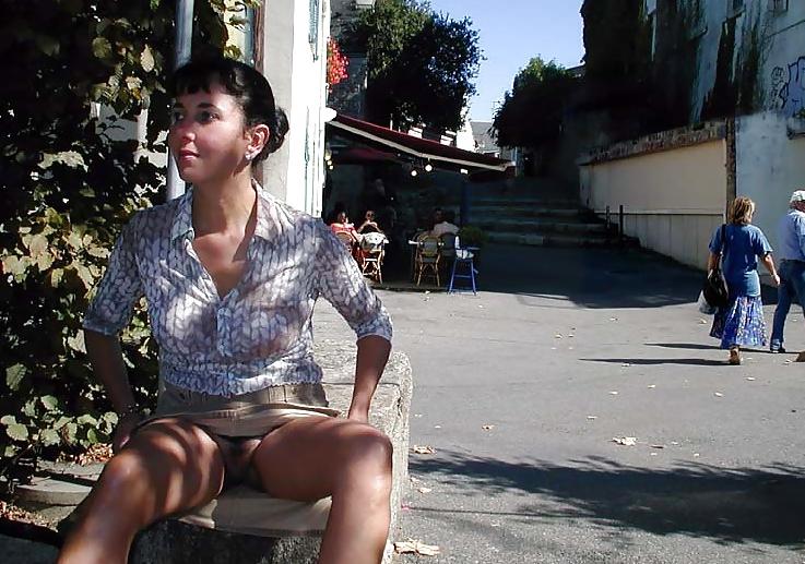 25P FRENCH NADINE flashing at Concarneau 2003 