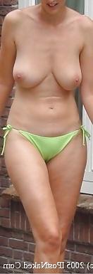 25P Girls at the beach 8