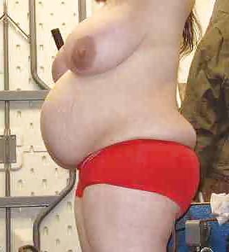 25P Pregnant fatty woman