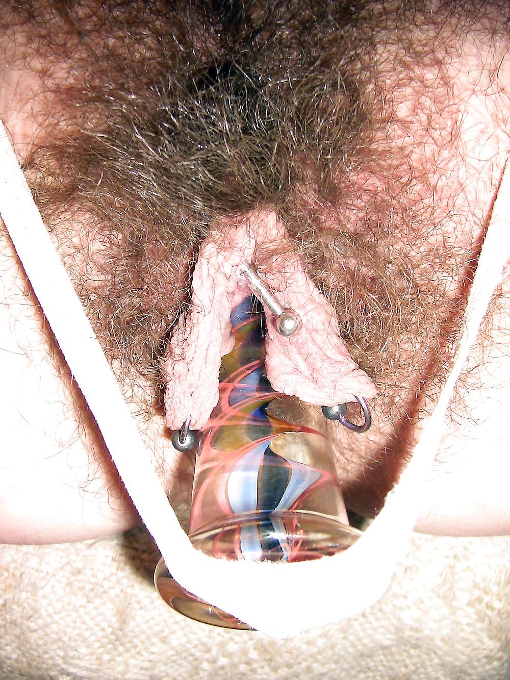 16P Tim171 Shackled hairy pussy and the glass dildo