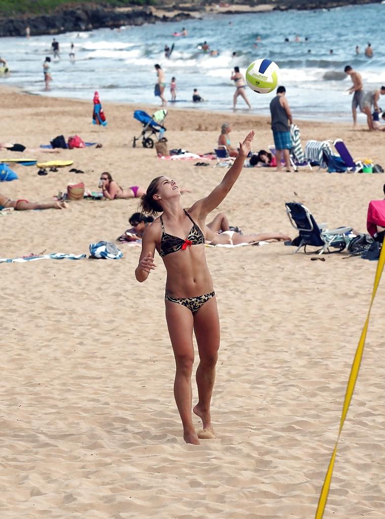 25P Alex Morgan Beach Bikini Candids