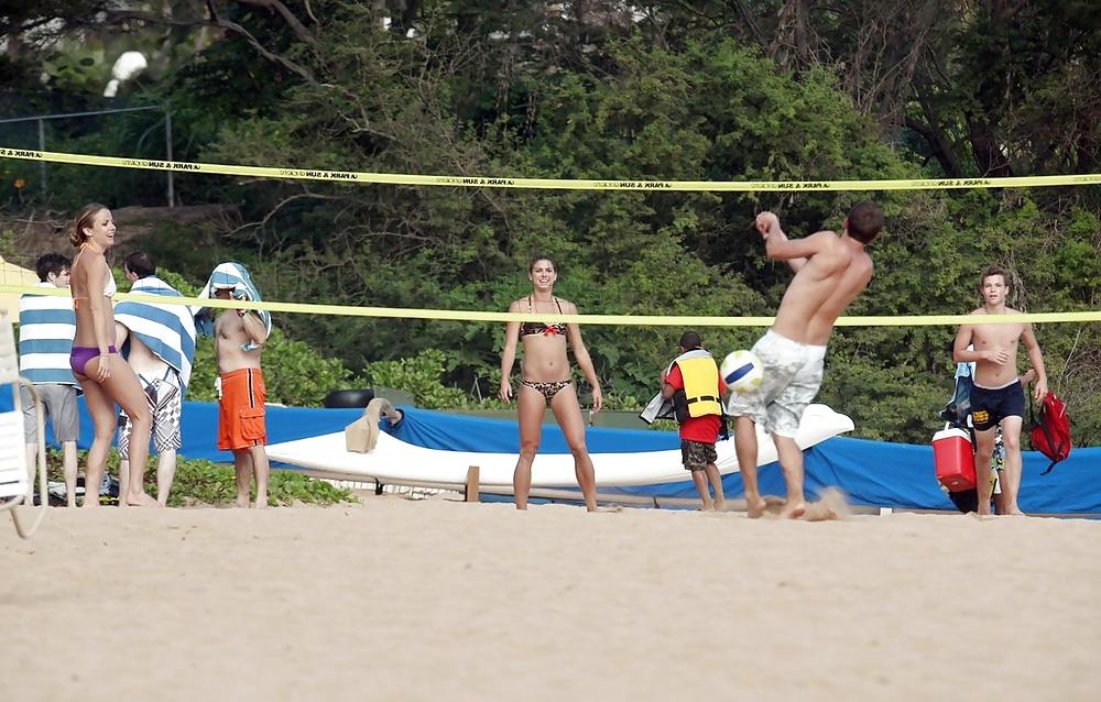 25P Alex Morgan Beach Bikini Candids