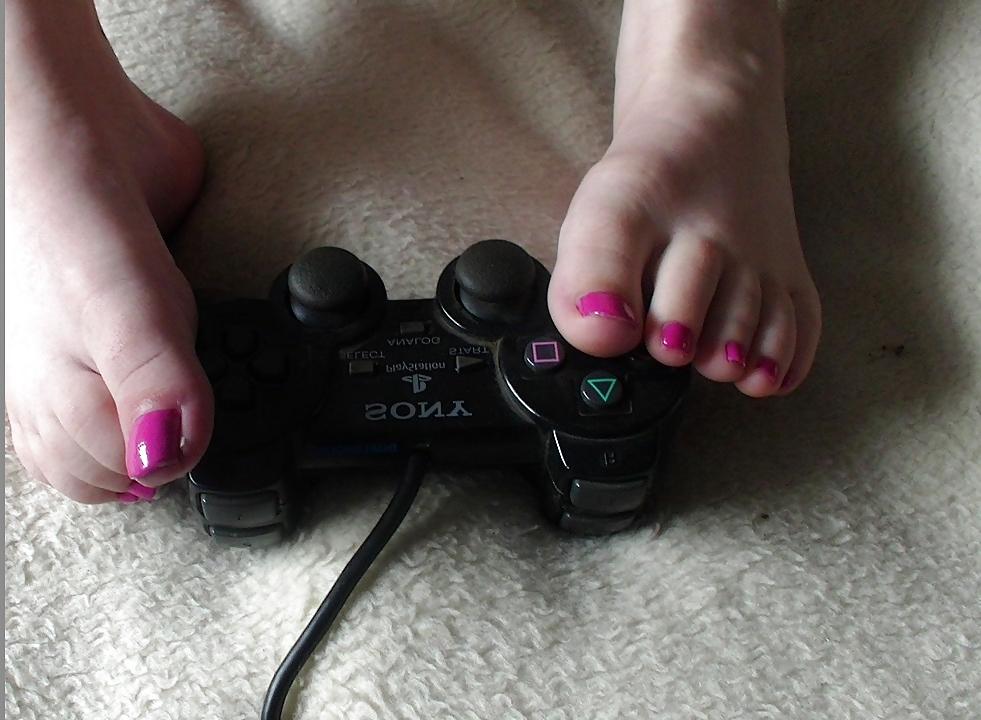 25P Wtf Sexy Teenie Feet reloaded v4.1