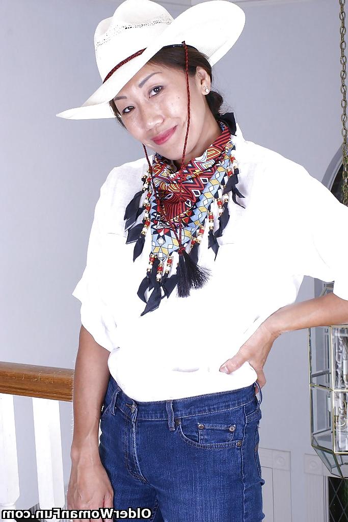 16P 47 year old milf Tomoko from OlderWomanFun