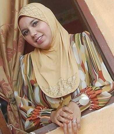 11P Malay- malay milf with big boobs