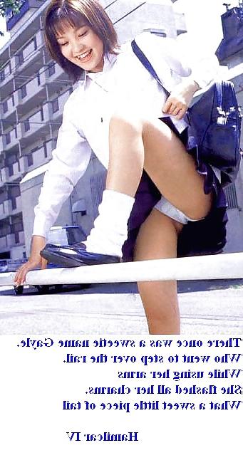 25P Upskirt, Flashing, candid images from girls and matures