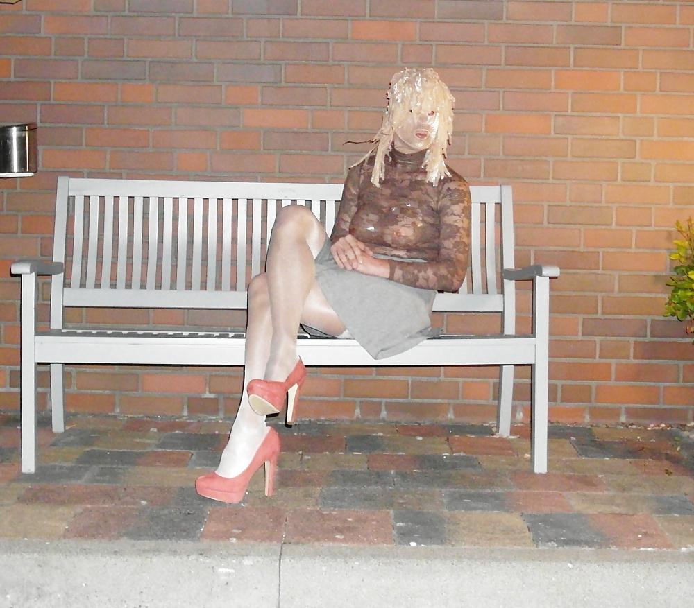 7P Nylon Slut waiting fpor horny Strangers Hannover