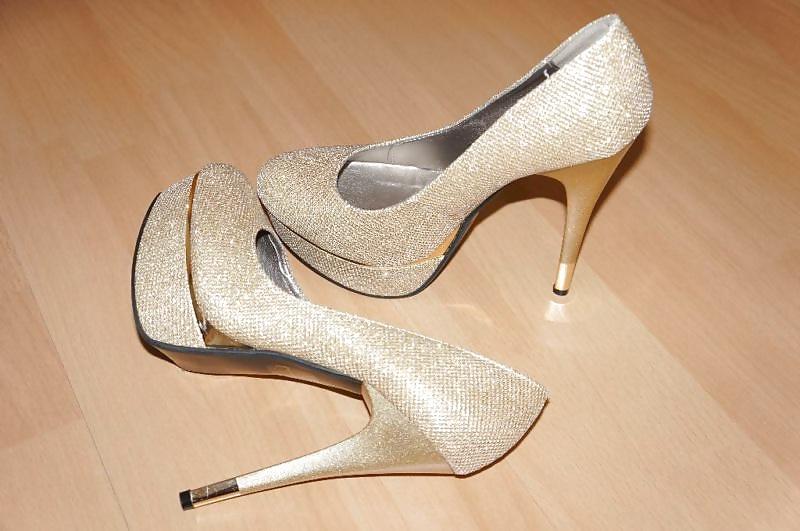 8P High-Heels and Nylons from Jessica my sexy Cousine 