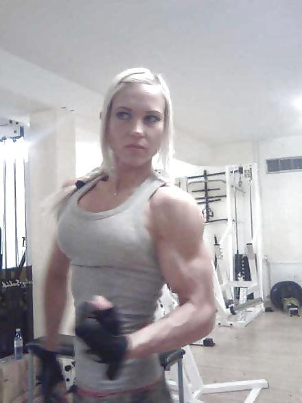 25P Perfect Fitness Girls