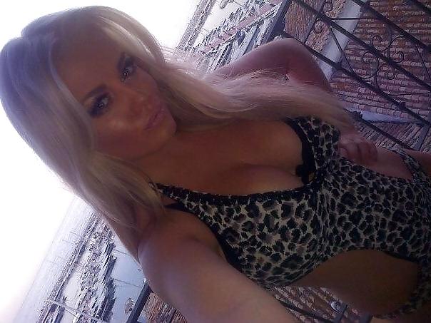 20P Scottish big tits blonde
