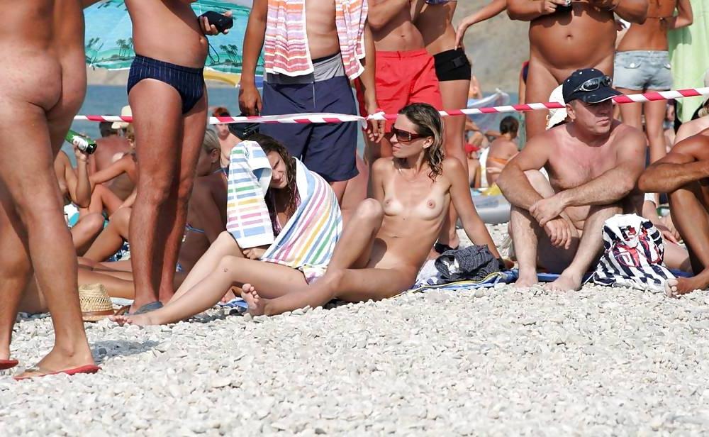 25P More Beach Nudist Teens