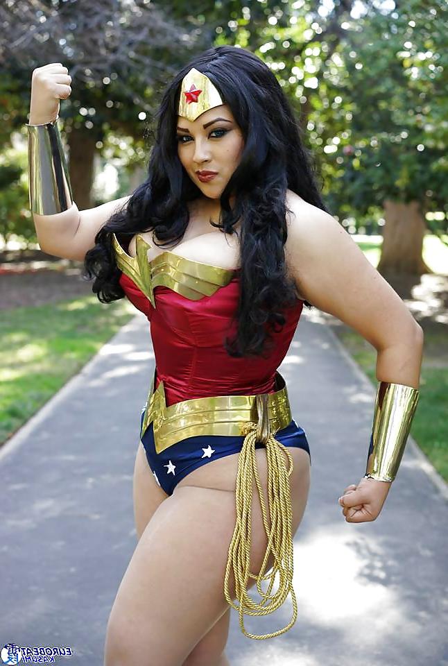 25P Cosplay #9: Ivy as Wonder Woman from DC Comics 