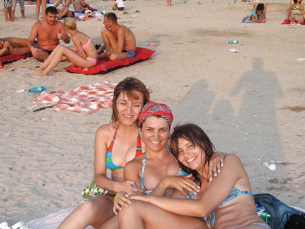 25P Girls exposing other girls for fun!