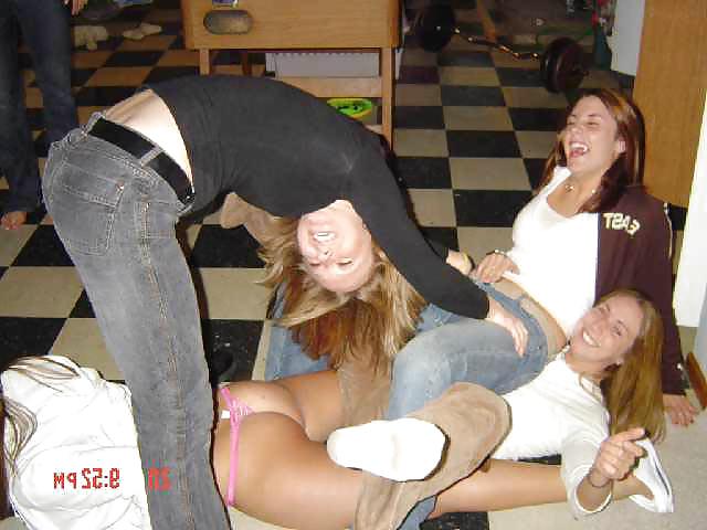 25P Girls exposing other girls for fun!