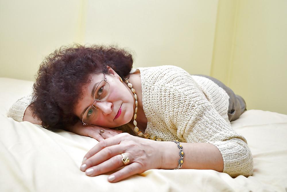 4P My Aunt Susanna 56 Years old
