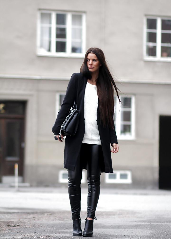 9P Girls in Leather