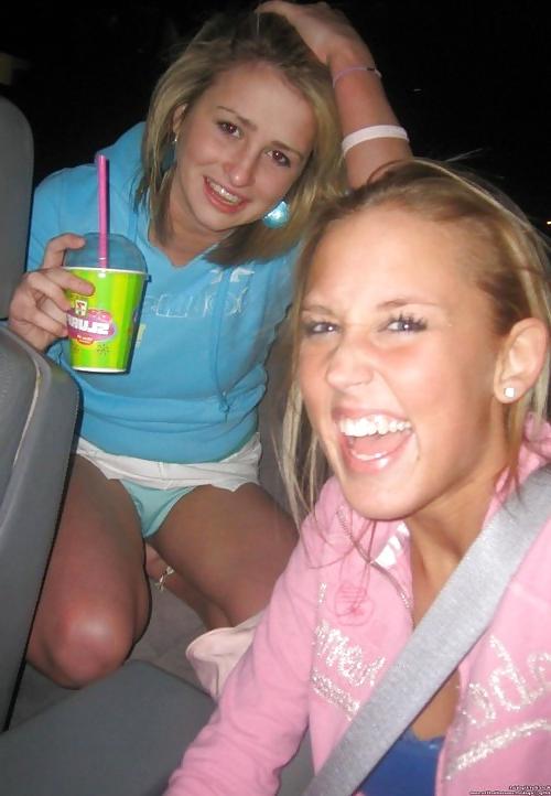 25P Upskirt, Flashing, candid images from girls and matures