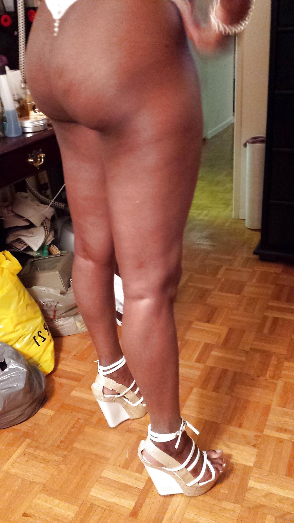 25P Sexy Black Woman