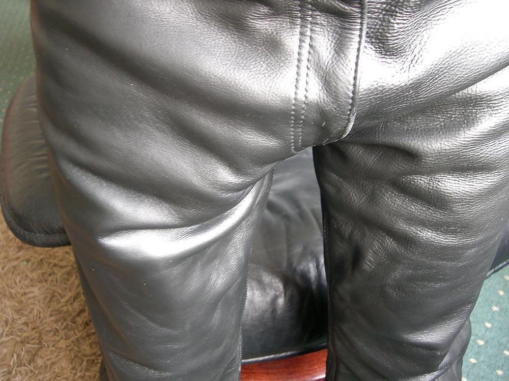 15P Leather 